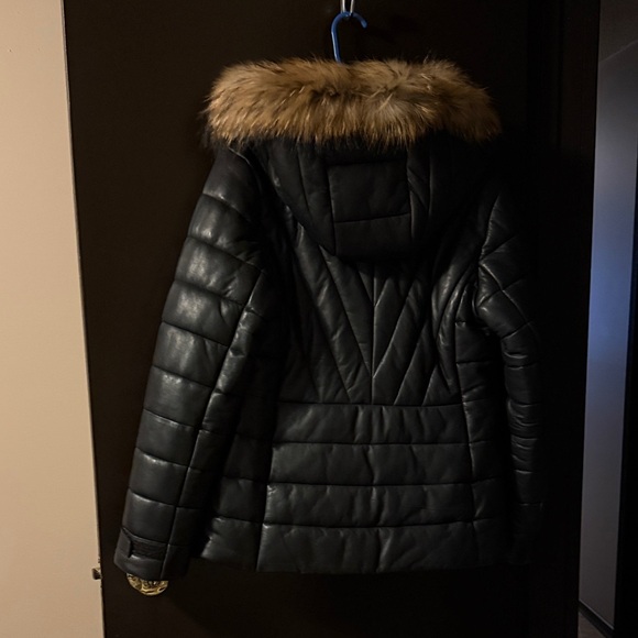 Women's Black Leather Real Fur Hooded Jacket with belt - Picture 5 of 12